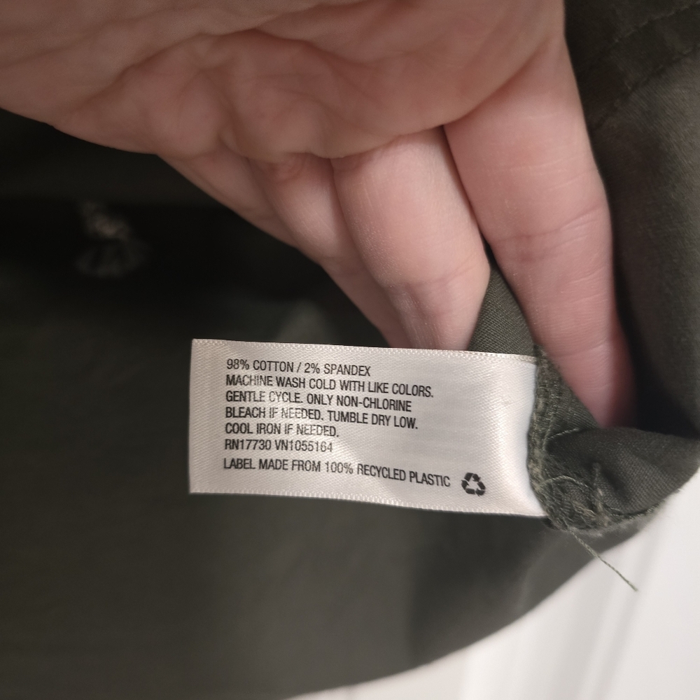 🌟7/25$ A New Day | Olive Cargo Utility Vest - Picture 5 of 9